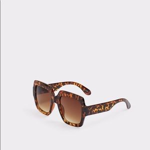 Square sunglasses 🕶